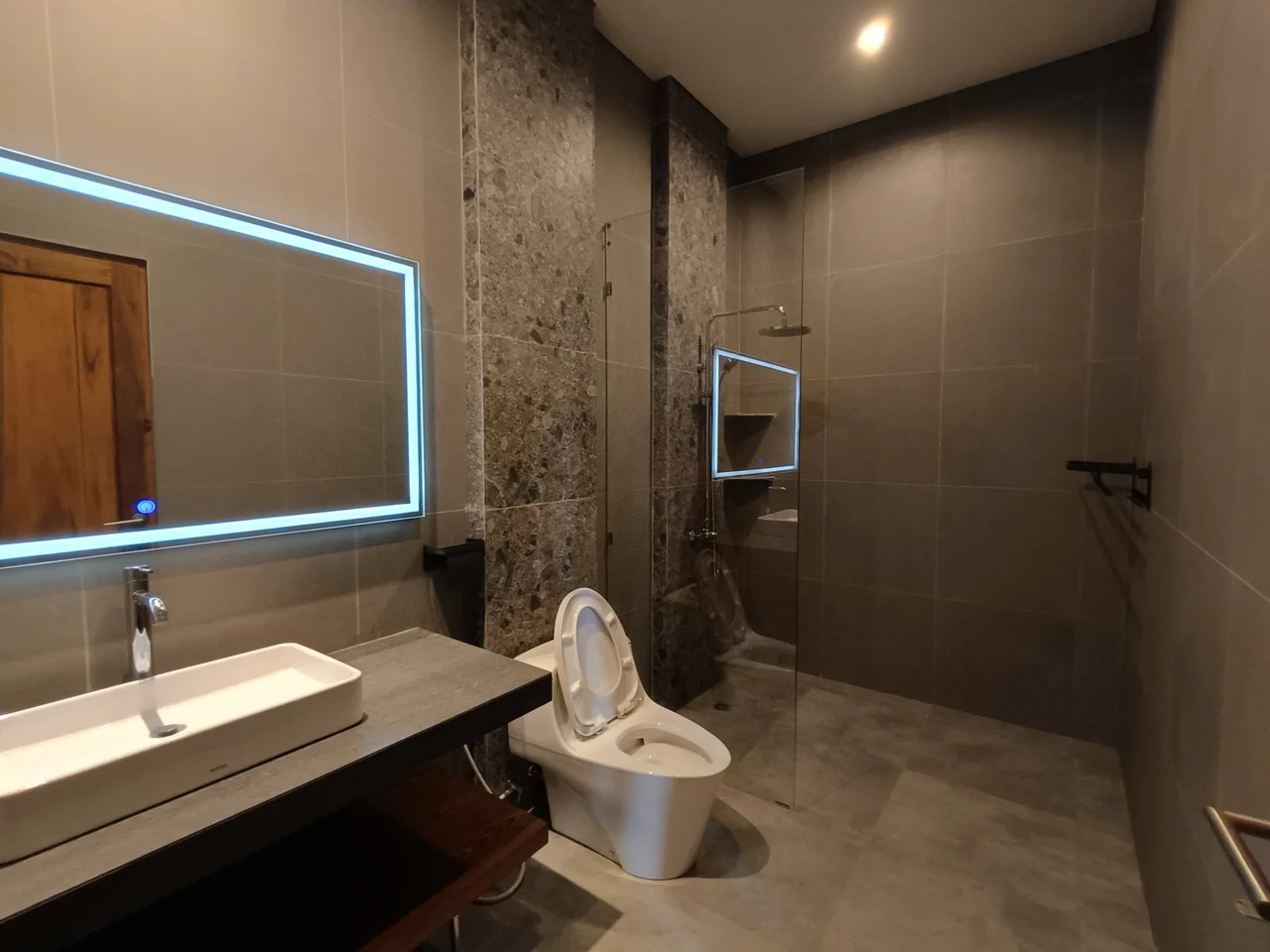 For Rent All New Private Villa 2 Bedroom