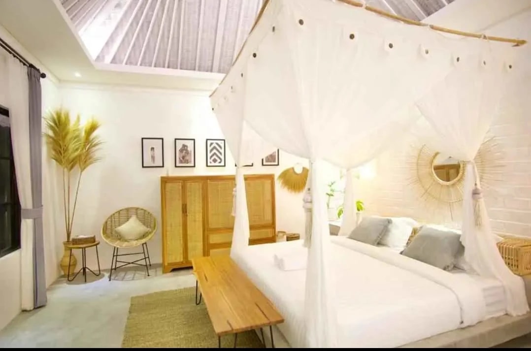 Stunning 2-Storey Villa with Forest View