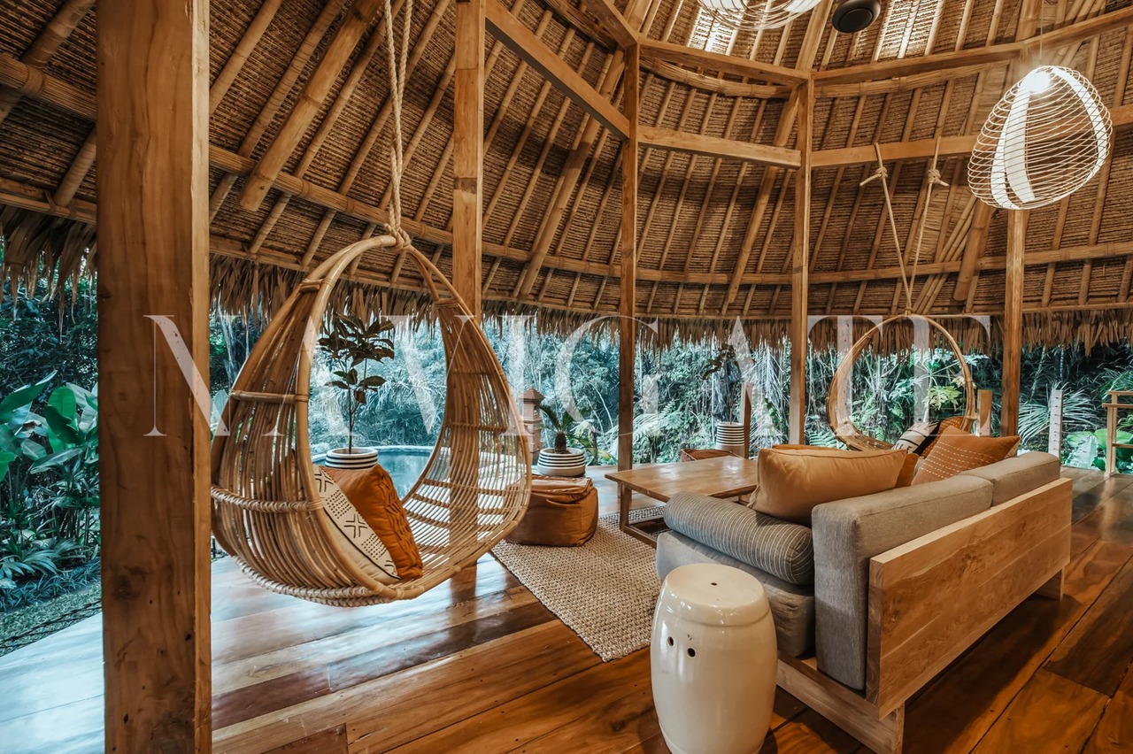 Villa Eco River | Green school area