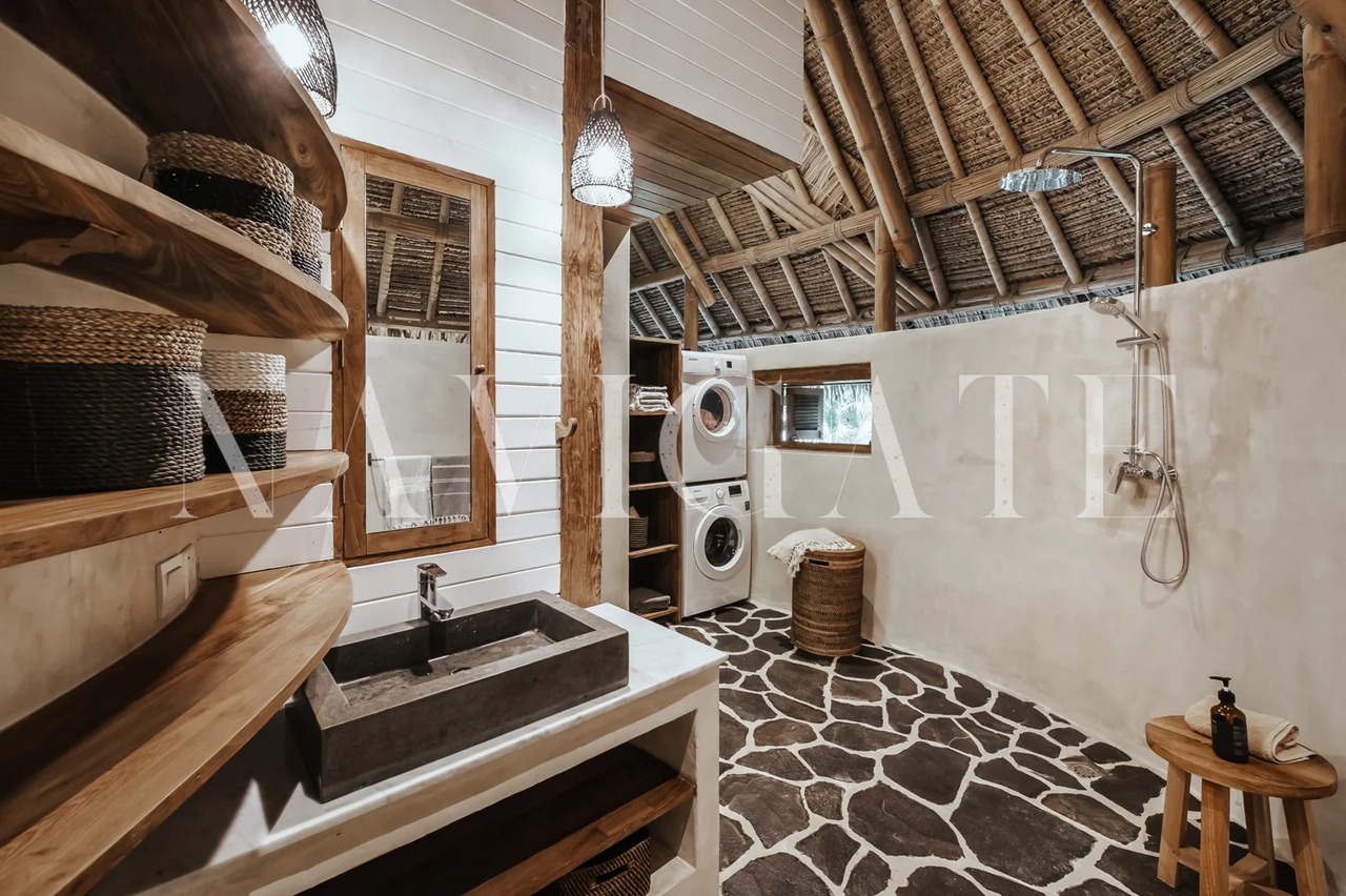 Villa Eco River | Green school area