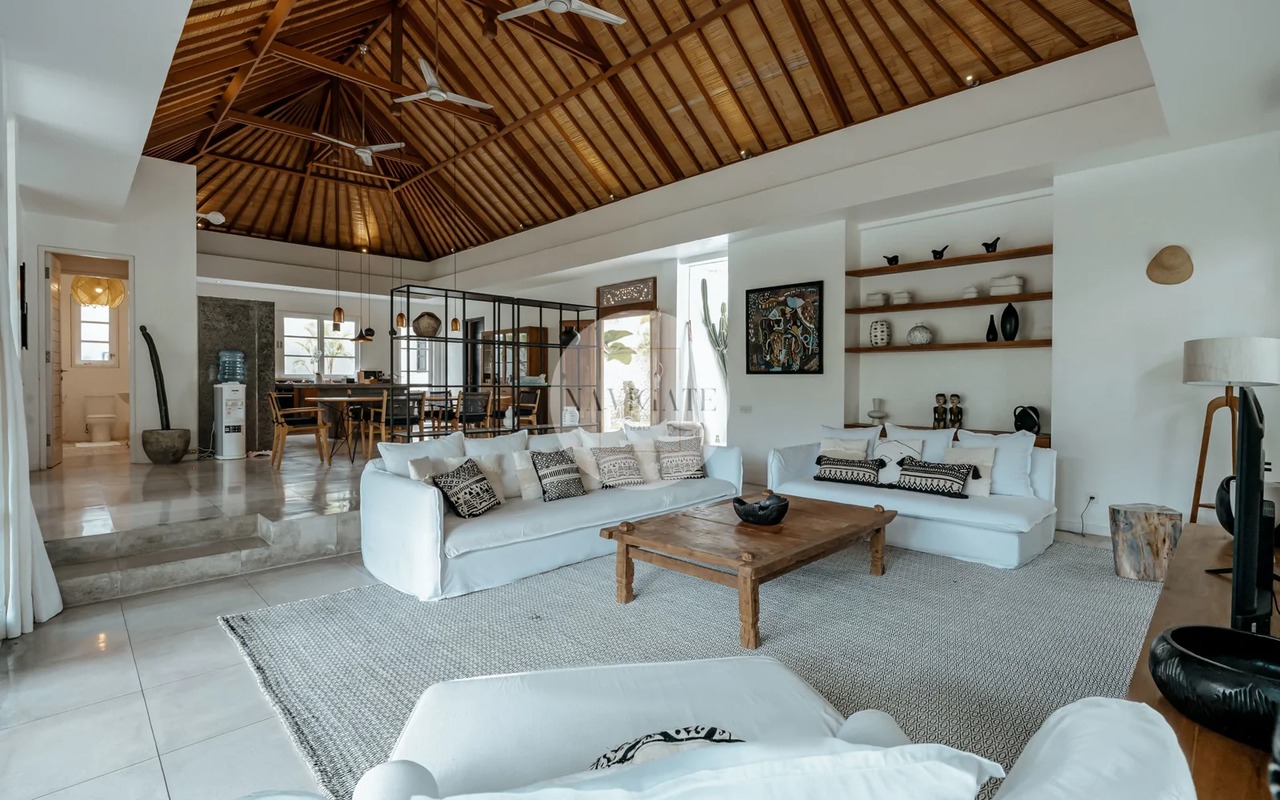 4BR VILLA IN THE HEART OF BERAWA