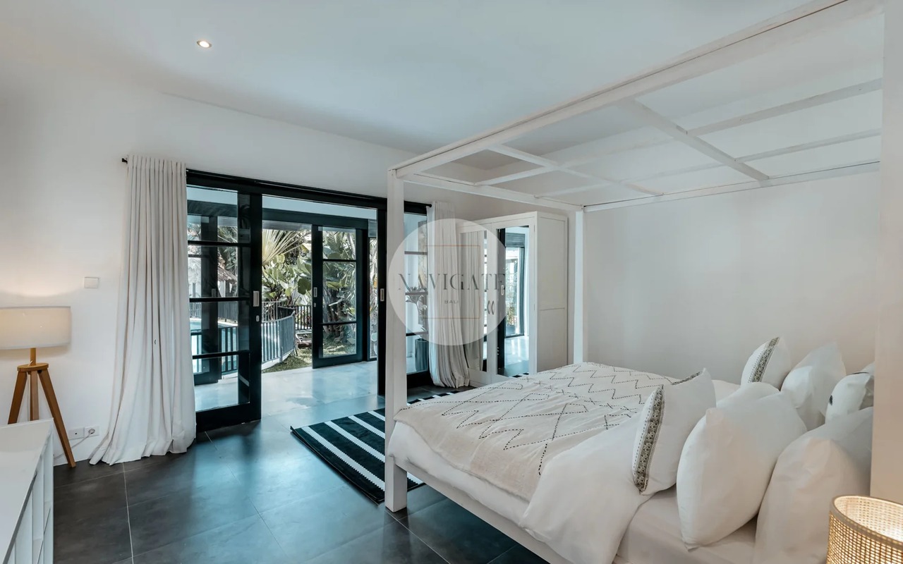 4BR VILLA IN THE HEART OF BERAWA