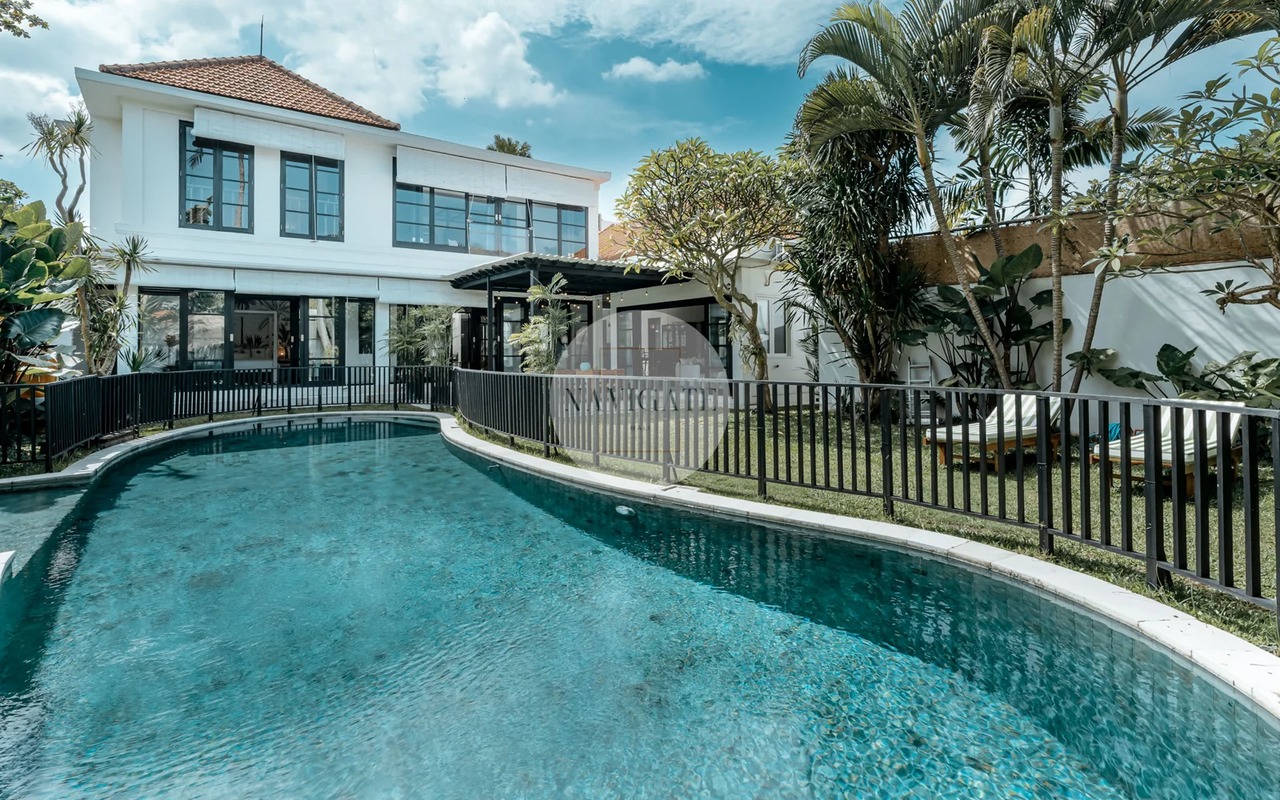 4BR VILLA IN THE HEART OF BERAWA