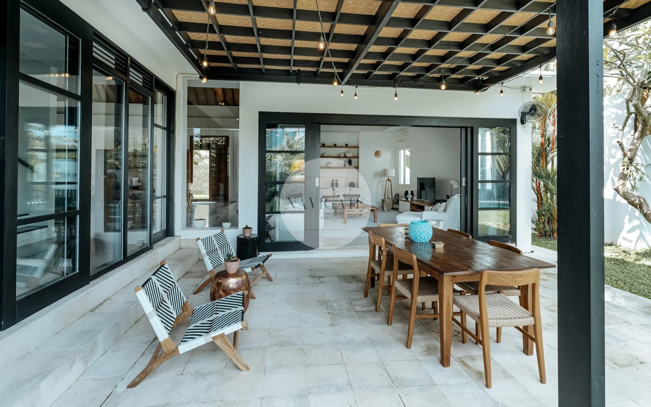 4BR VILLA IN THE HEART OF BERAWA