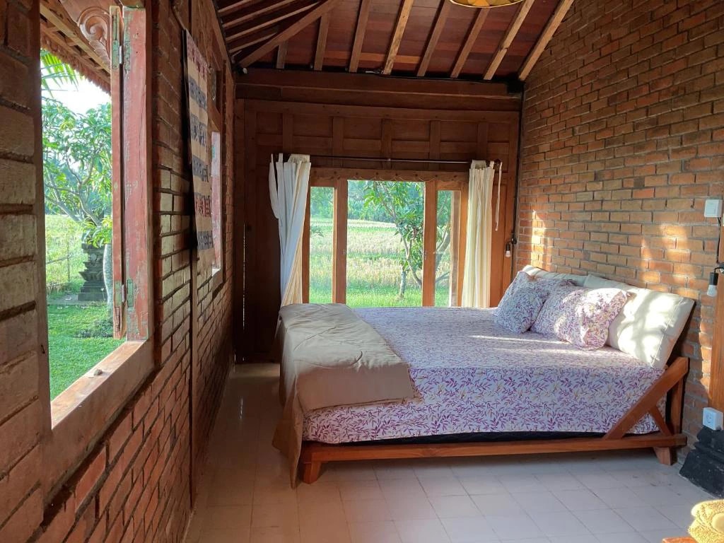 Joglo Wooden Villa for Rent in Tabanan