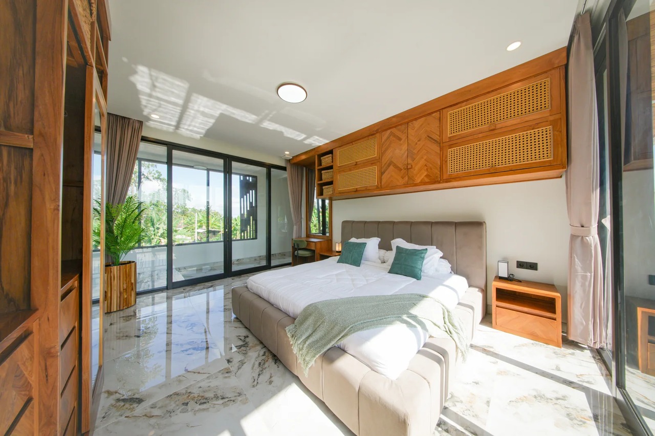 Luxury 4BR Villa w/ Exquisite Views