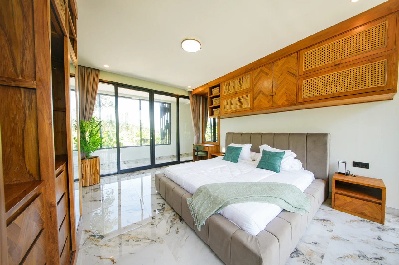 Luxury 4BR Villa w/ Exquisite Views