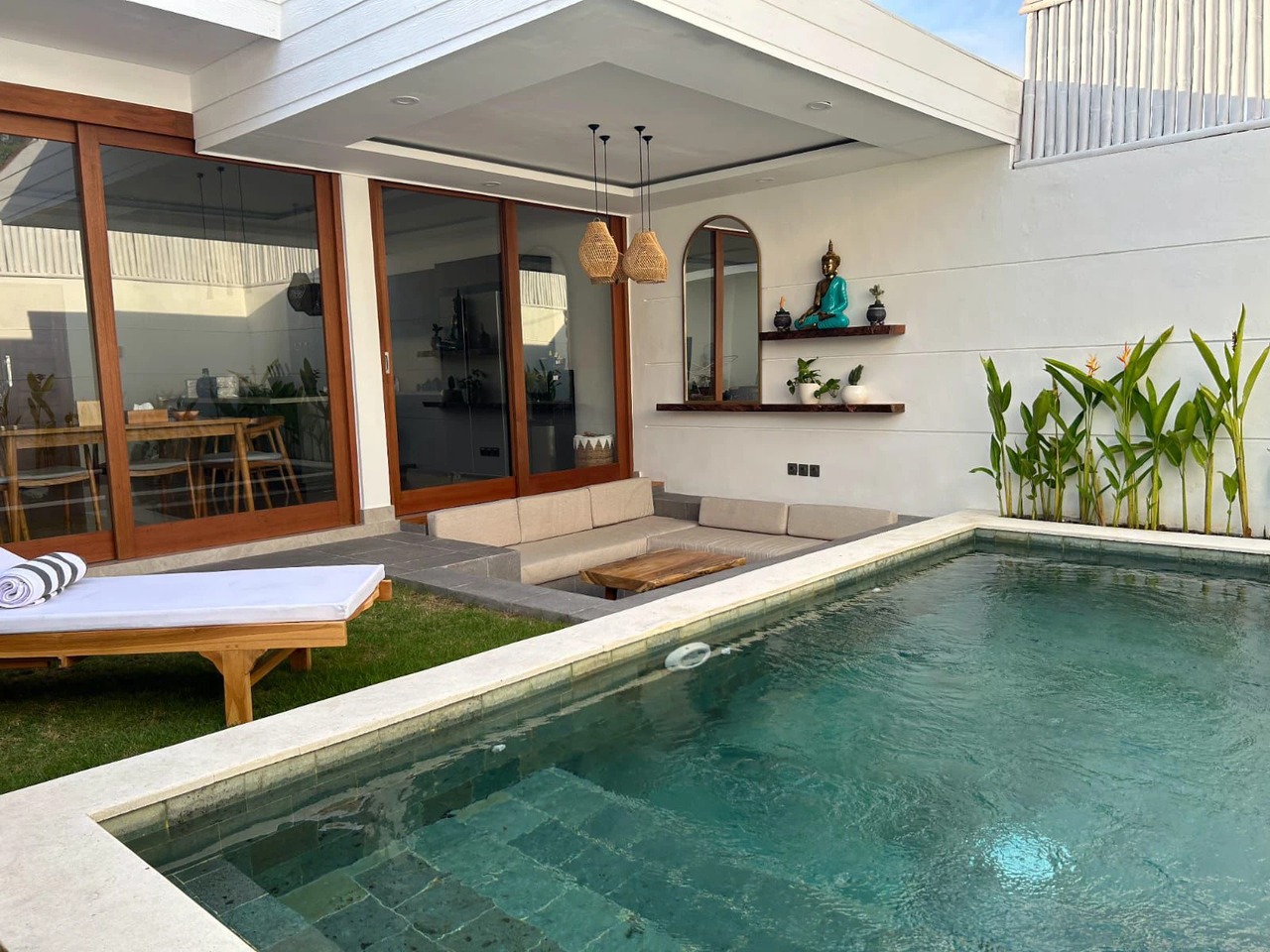 Stylish 2-Bedroom Villa in Padonan