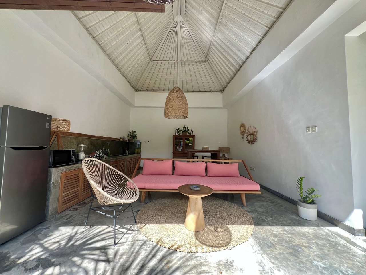 CHARMING 2-BEDROOM VILLA IN UMALAS