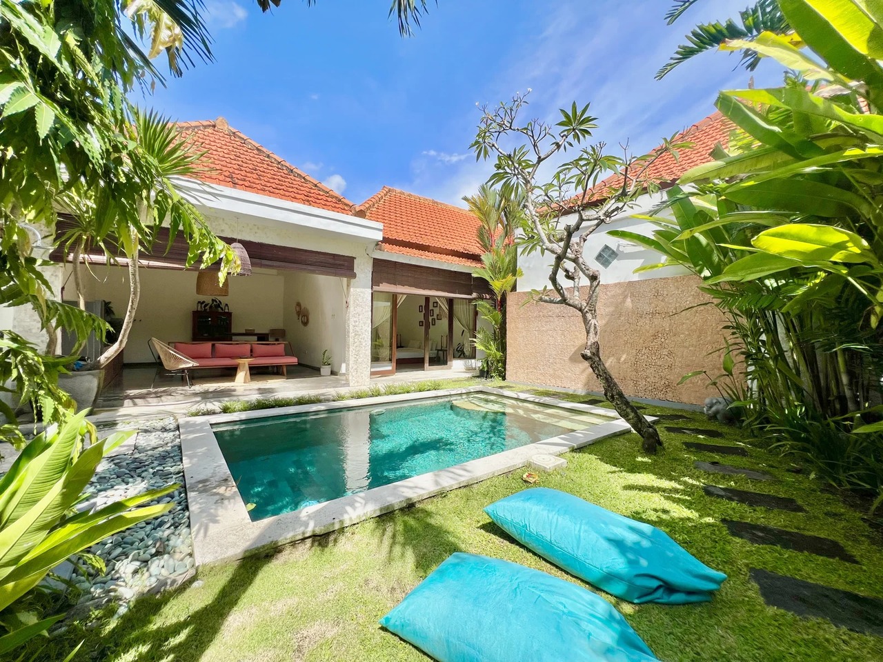 CHARMING 2-BEDROOM VILLA IN UMALAS 