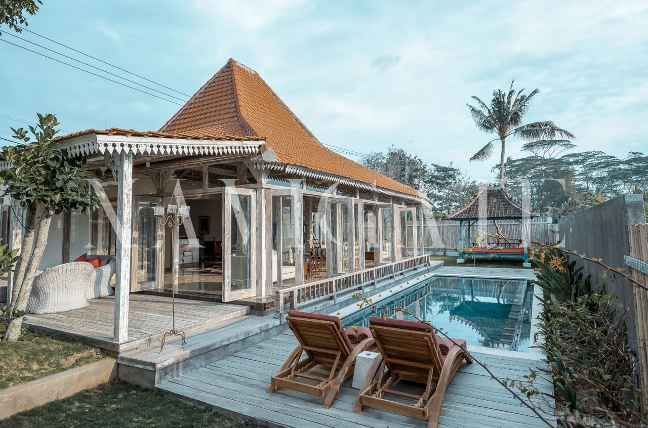 Villa Ena | 4-Bedrooms Nyanyi beach area