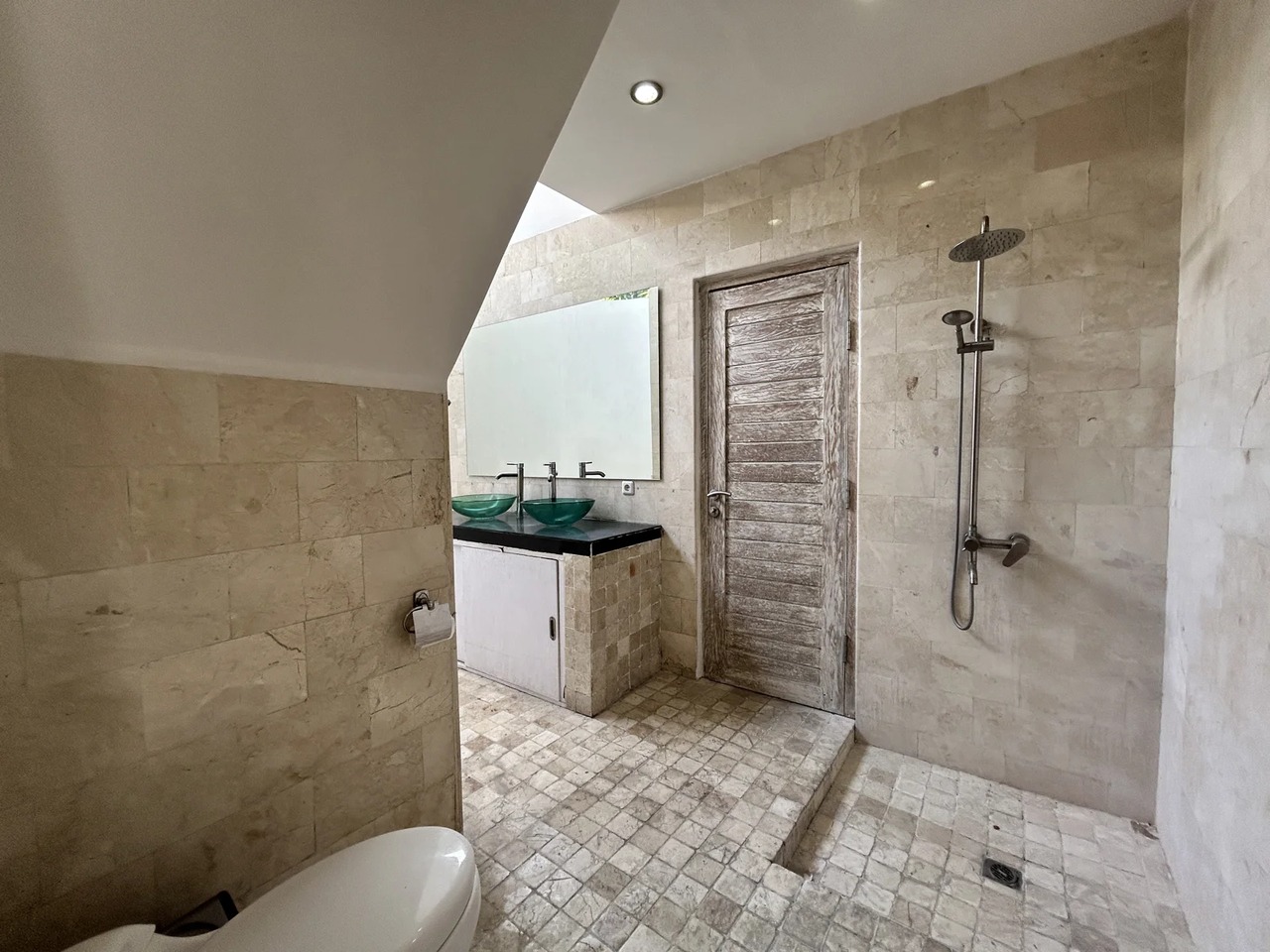  Quiet 4BR Villa w/ Pool & Garden 