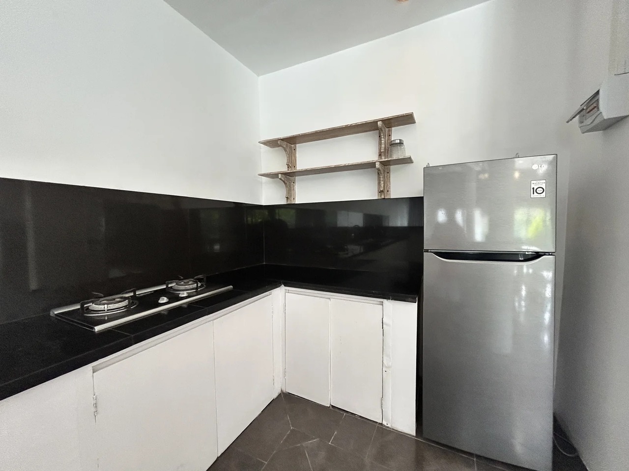  Quiet 4BR Villa w/ Pool & Garden 