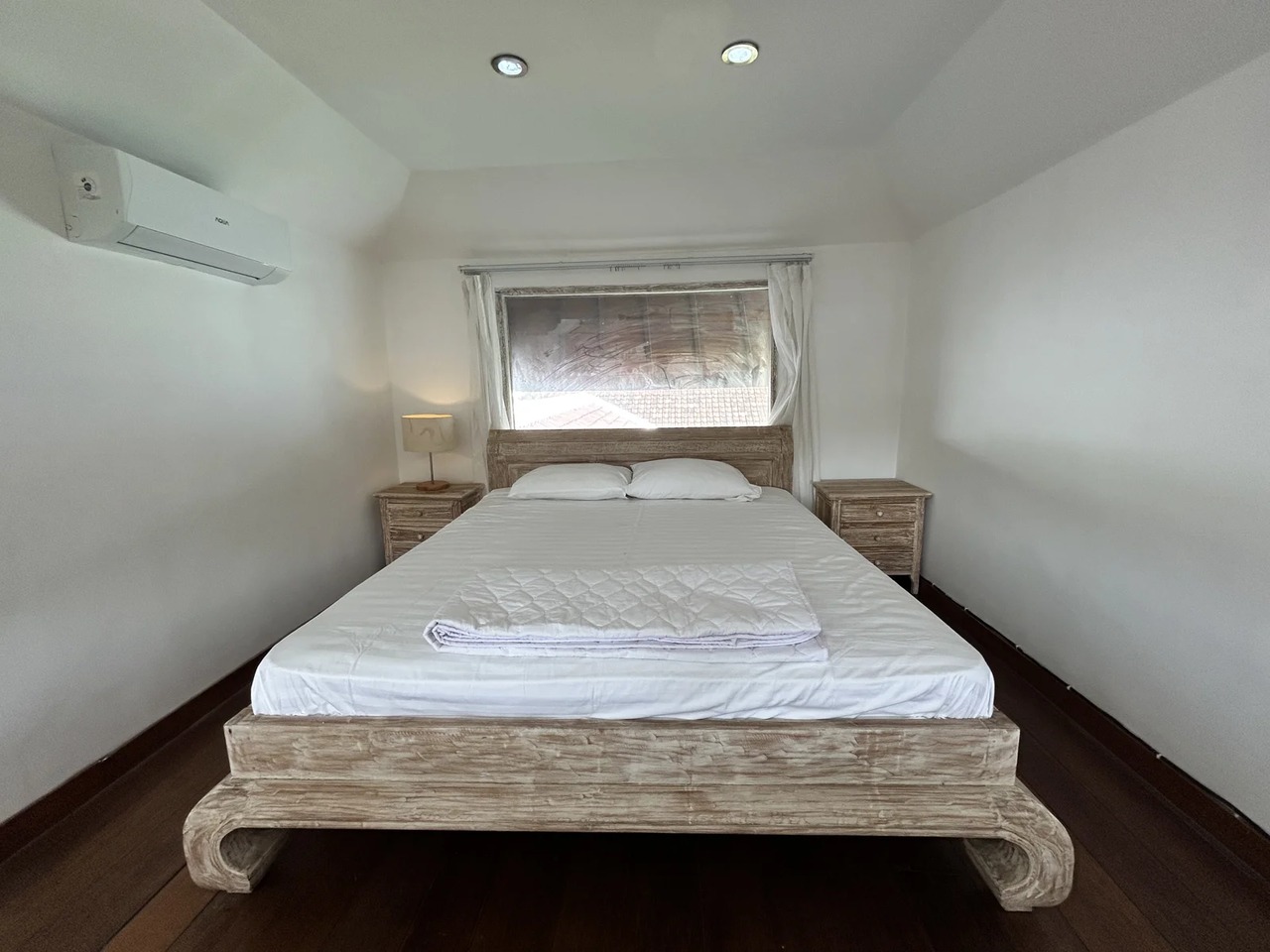  Quiet 4BR Villa w/ Pool & Garden 
