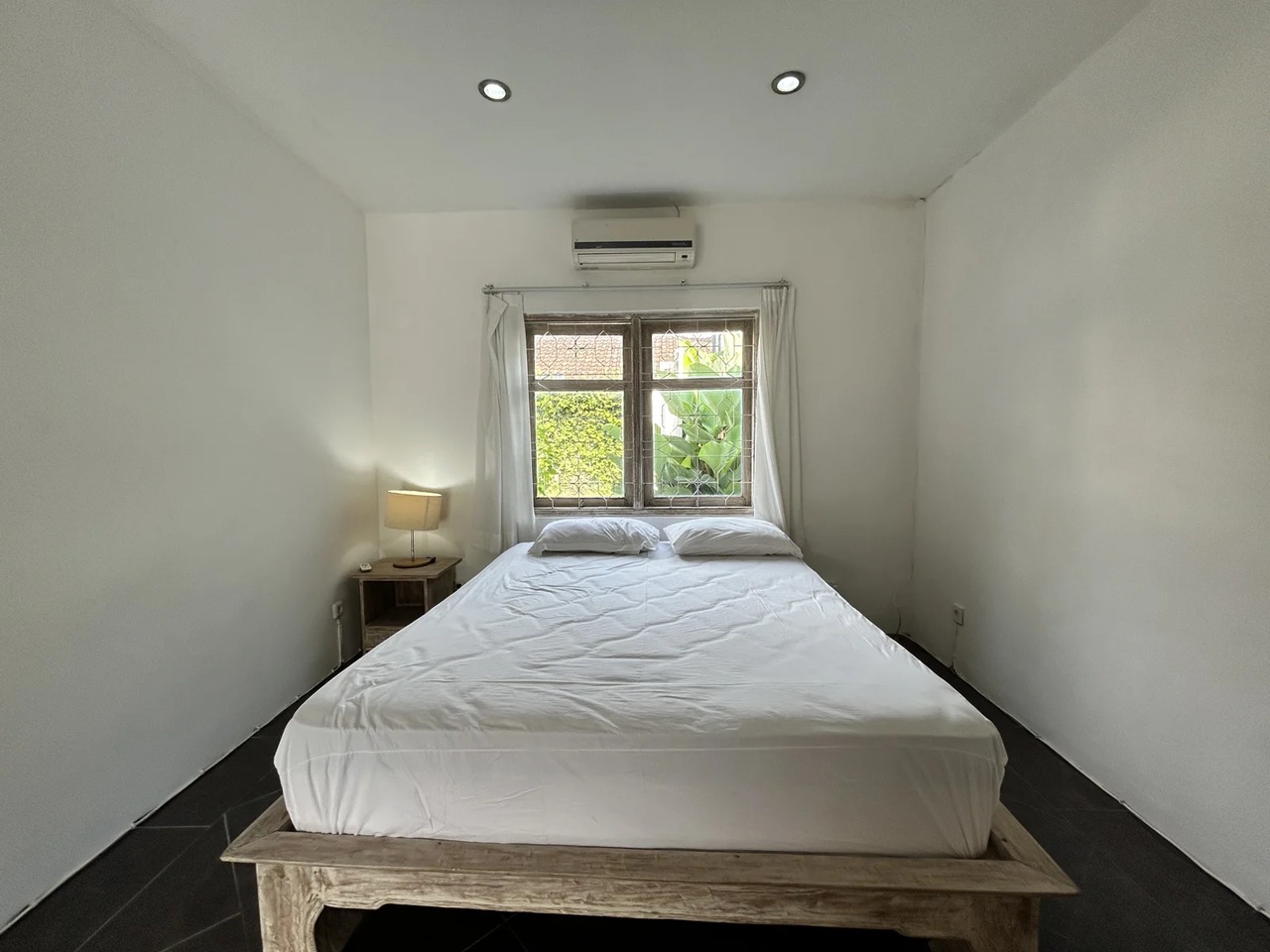  Quiet 4BR Villa w/ Pool & Garden 