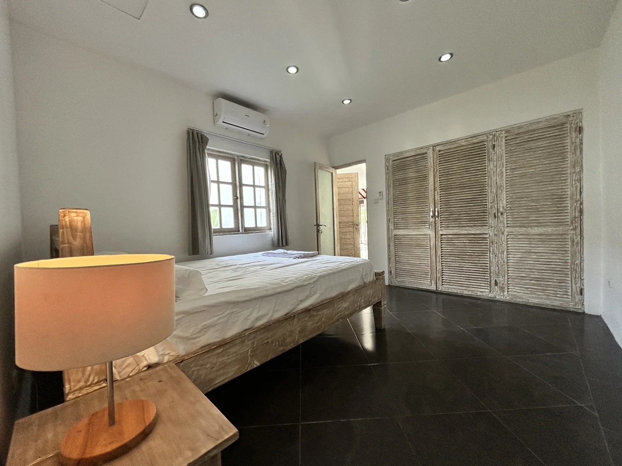  Quiet 4BR Villa w/ Pool & Garden 