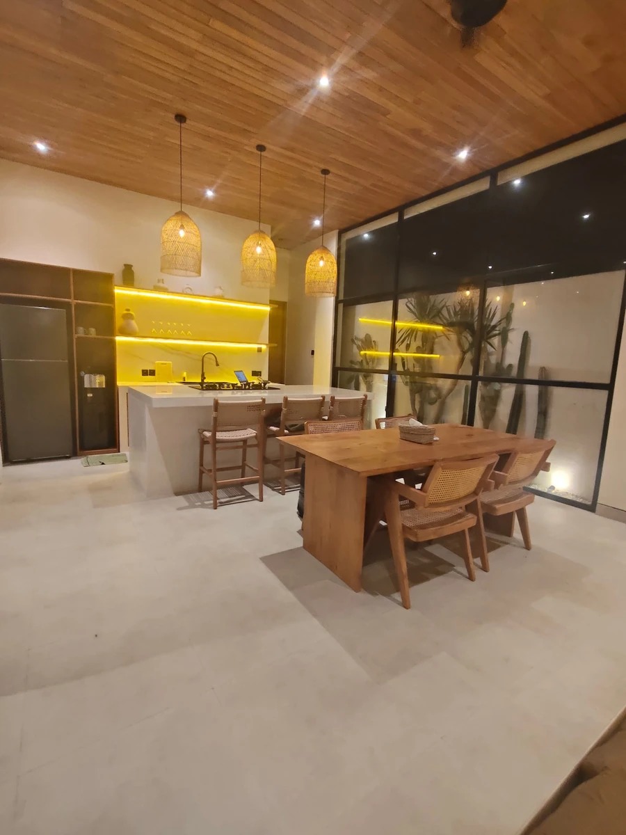 Brand New 3BR Oasis • 8 Min to Munggu Beach