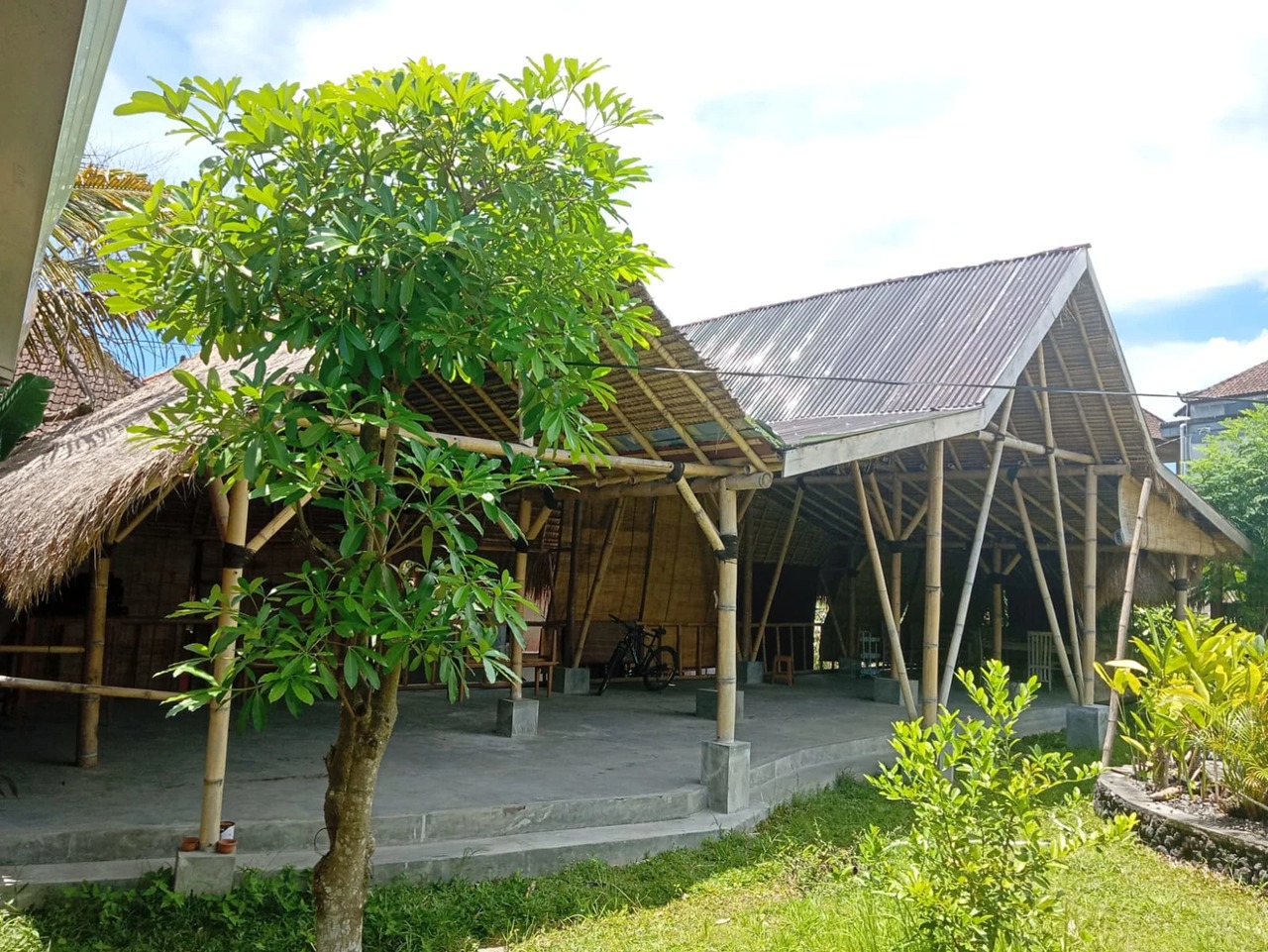 SECRET GARDEN FOR LEASE – PENESTANAN