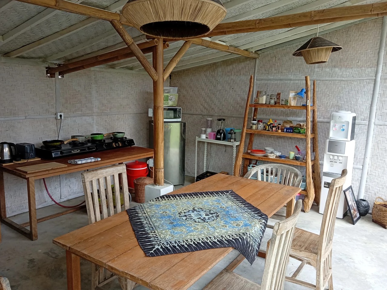 SECRET GARDEN FOR LEASE – PENESTANAN