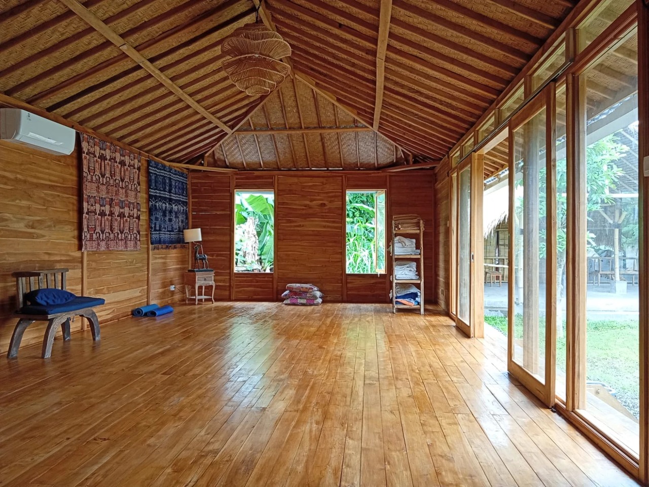 SECRET GARDEN FOR LEASE – PENESTANAN