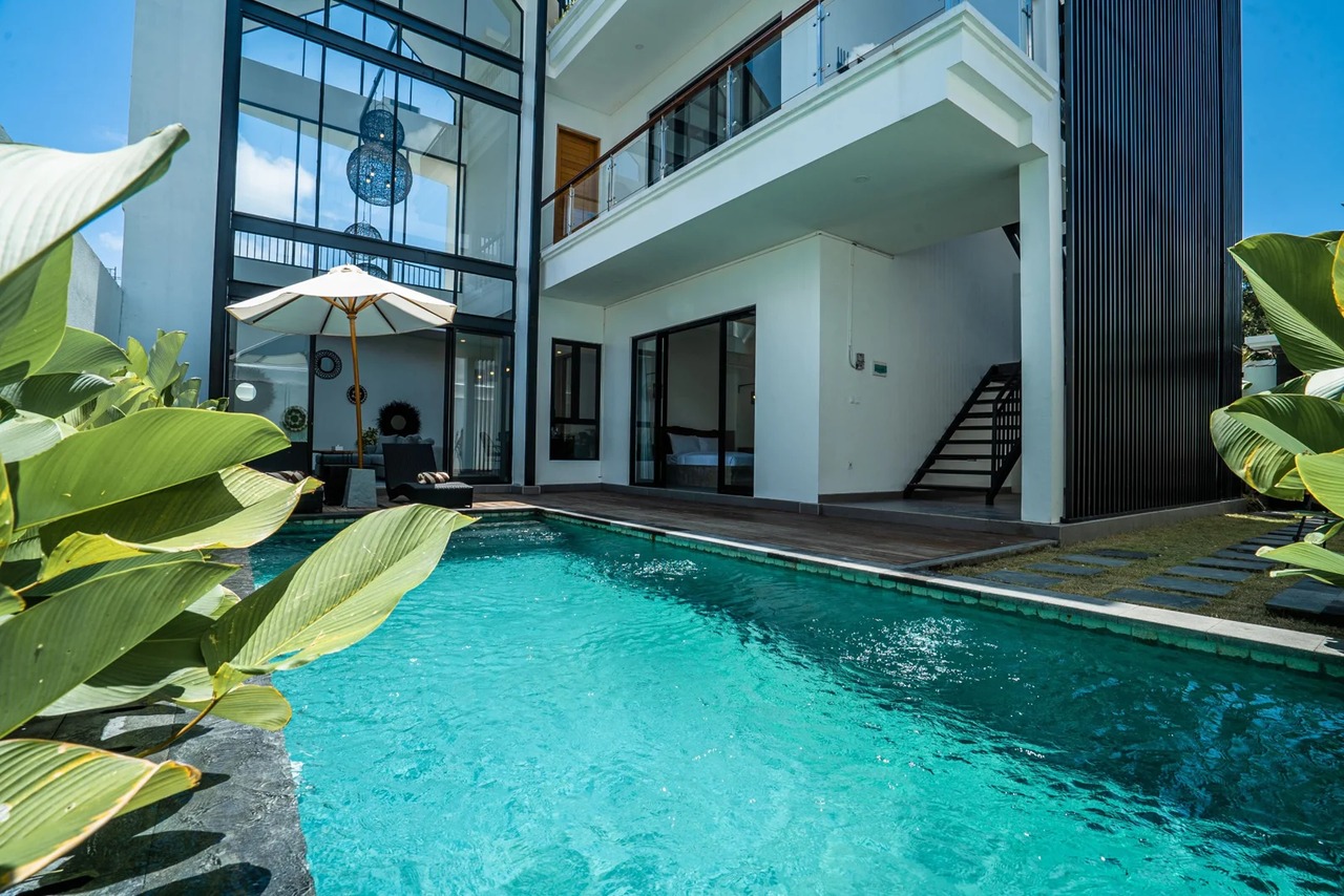 Luxury 3 Bedrooms Villa in Berawa