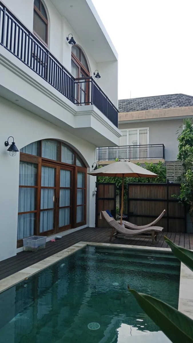 ## **Elegant 2-Bedroom Leasehold Villa 