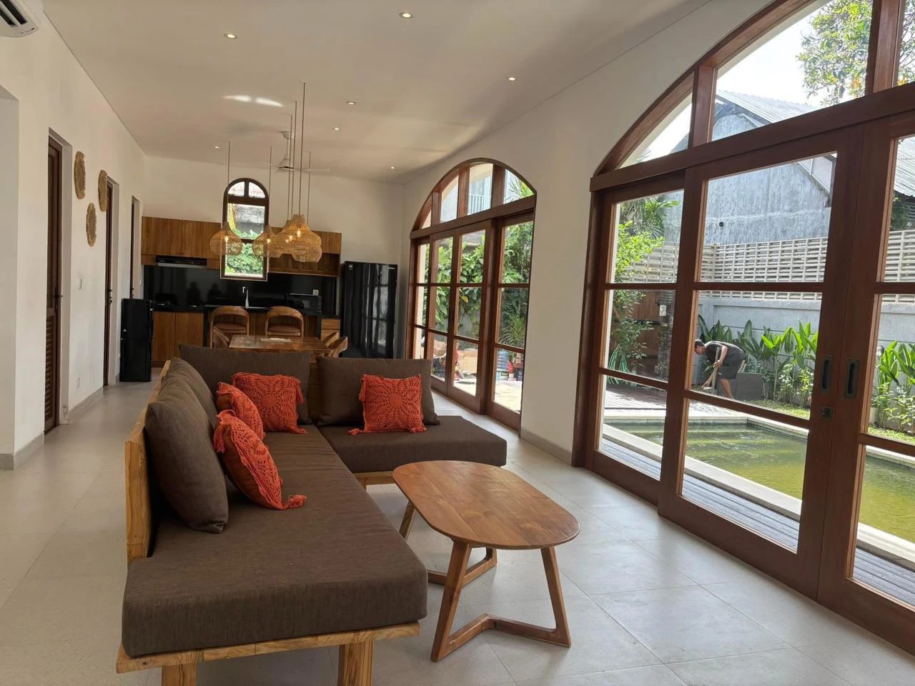 ## **Elegant 2-Bedroom Leasehold Villa 