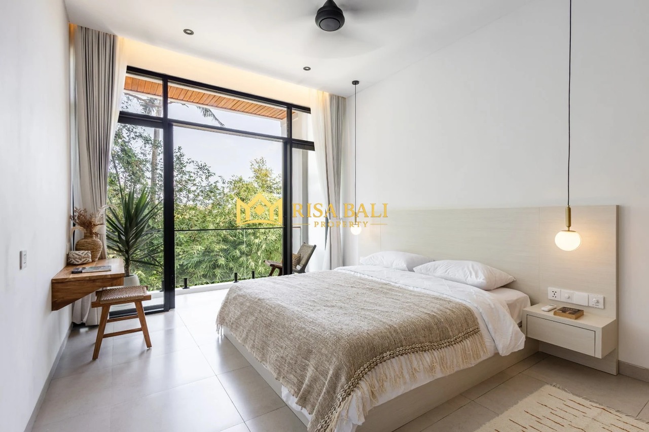 MODERN 2BR VILLA TUMBAK BAYUH FOR MONTHL