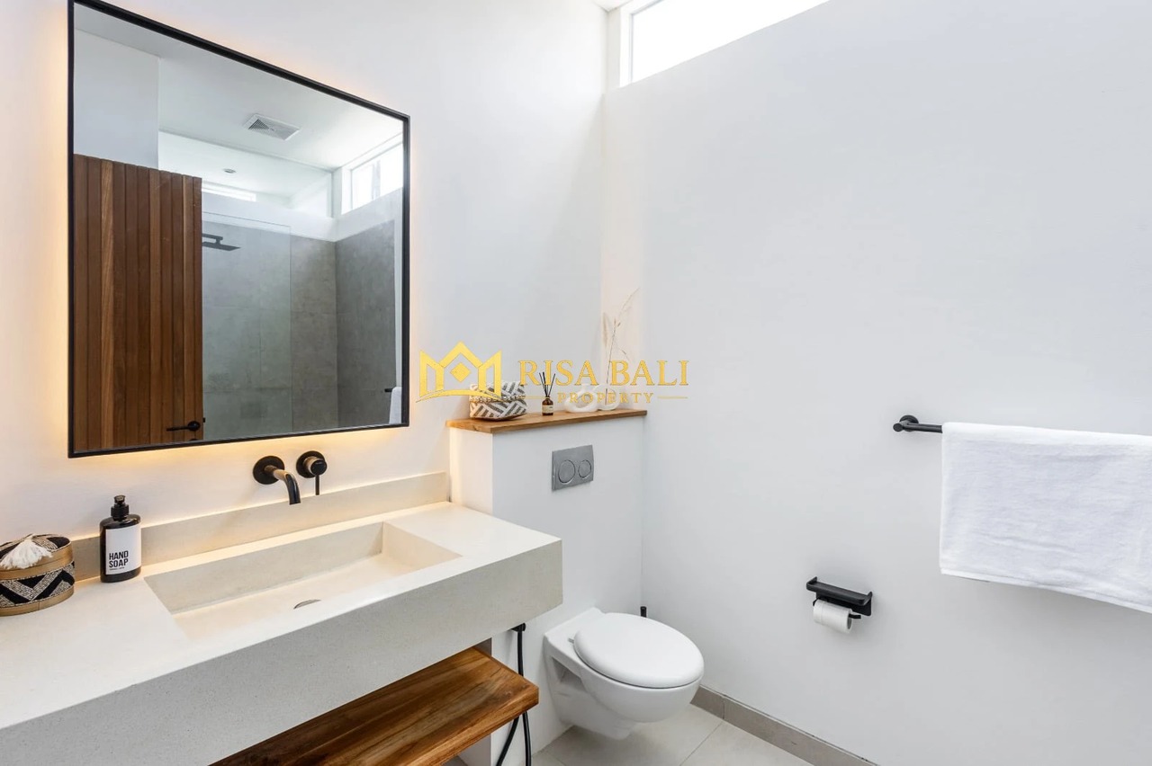 MODERN 2BR VILLA TUMBAK BAYUH FOR MONTHL