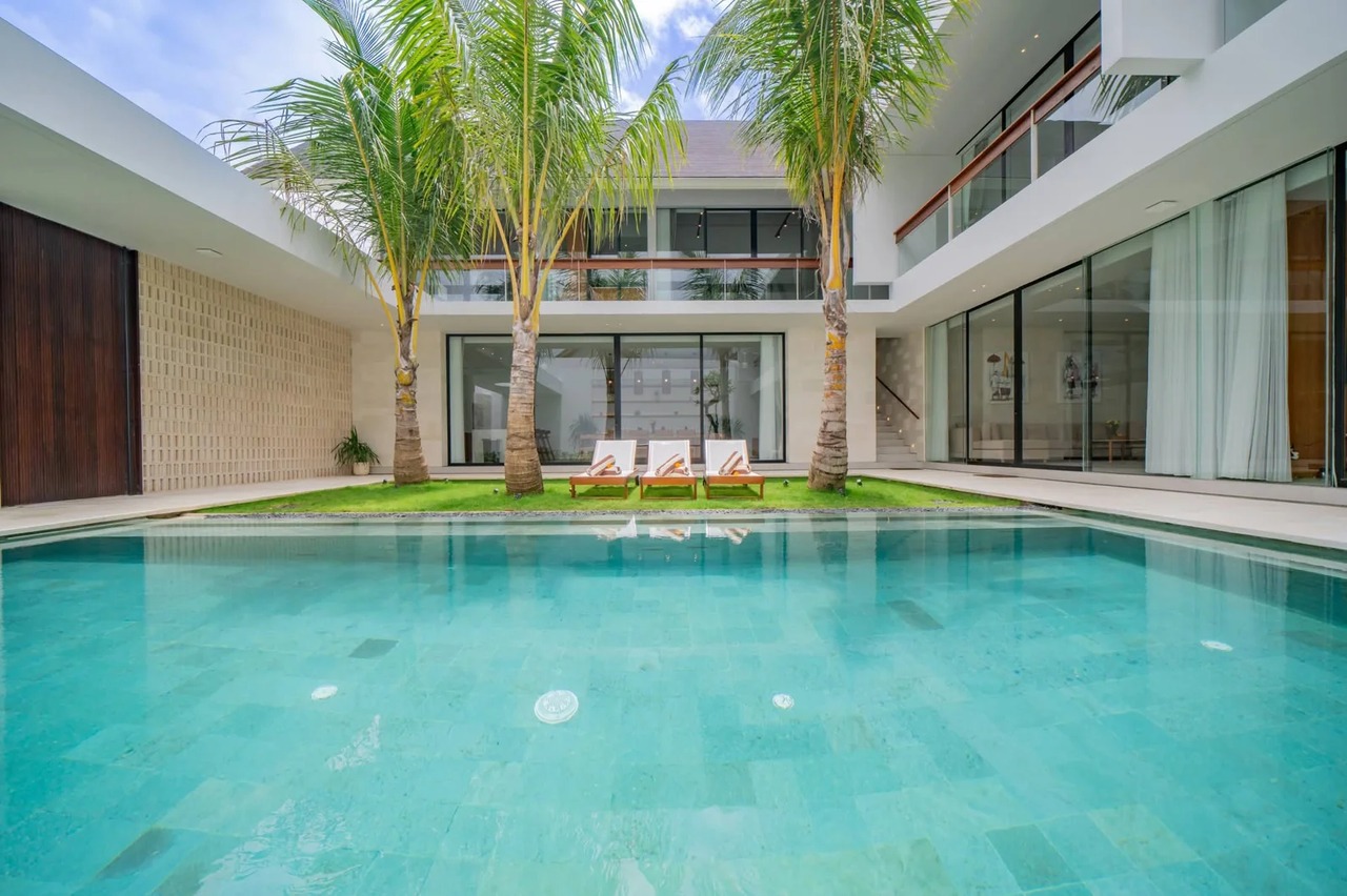 BRAND NEW 4 BEDROOM VILLA IN PERERENAN
