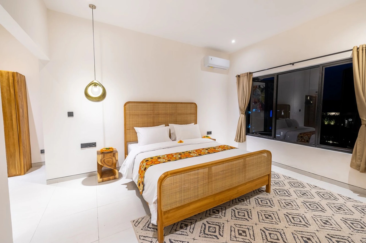 Breezy 3BR Villa w/ Rice Views and Spa A