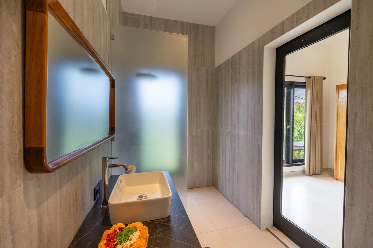 Breezy 3BR Villa w/ Rice Views and Spa A