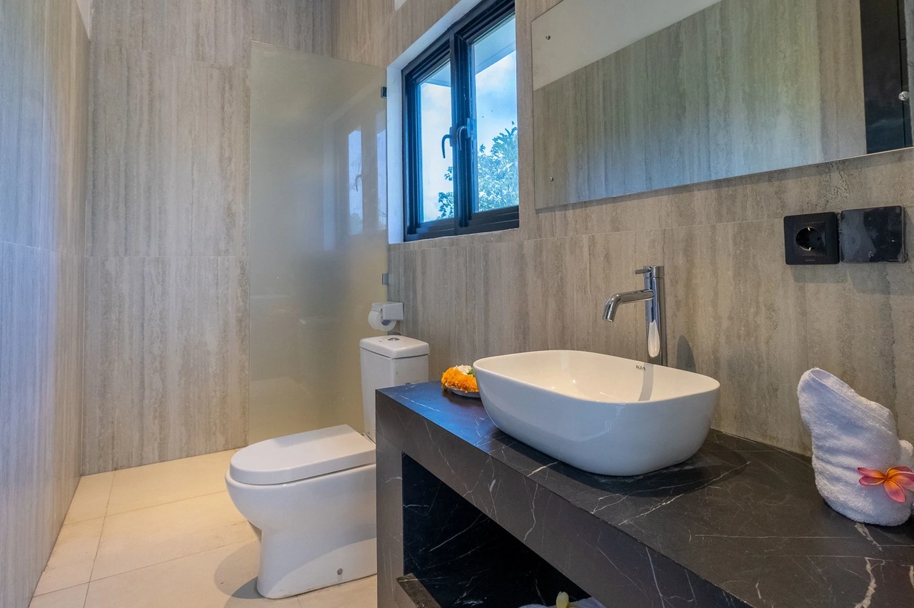 Breezy 3BR Villa w/ Rice Views and Spa A