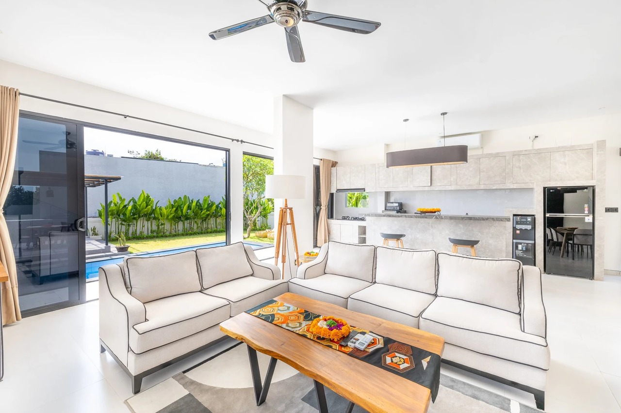 Breezy 3BR Villa w/ Rice Views and Spa A