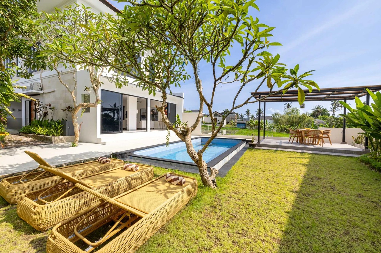 Breezy 3BR Villa w/ Rice Views and Spa A