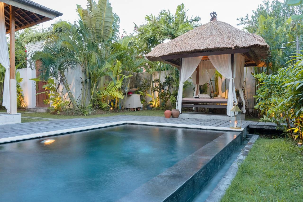 MOROCCAN-INFLUENCED 2 BEDROOM VILLA 
