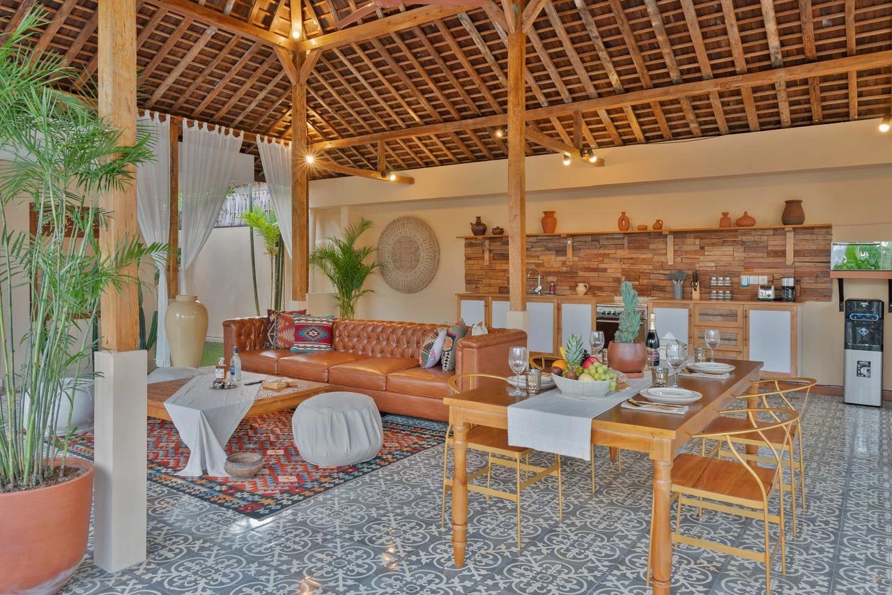 MOROCCAN-INFLUENCED 2 BEDROOM VILLA 