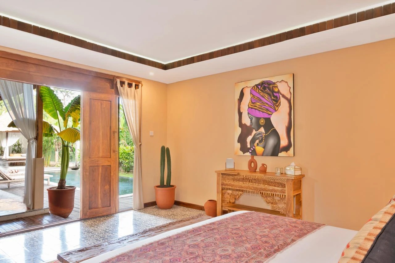 MOROCCAN-INFLUENCED 2 BEDROOM VILLA 