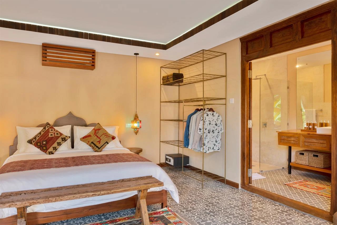 MOROCCAN-INFLUENCED 2 BEDROOM VILLA 