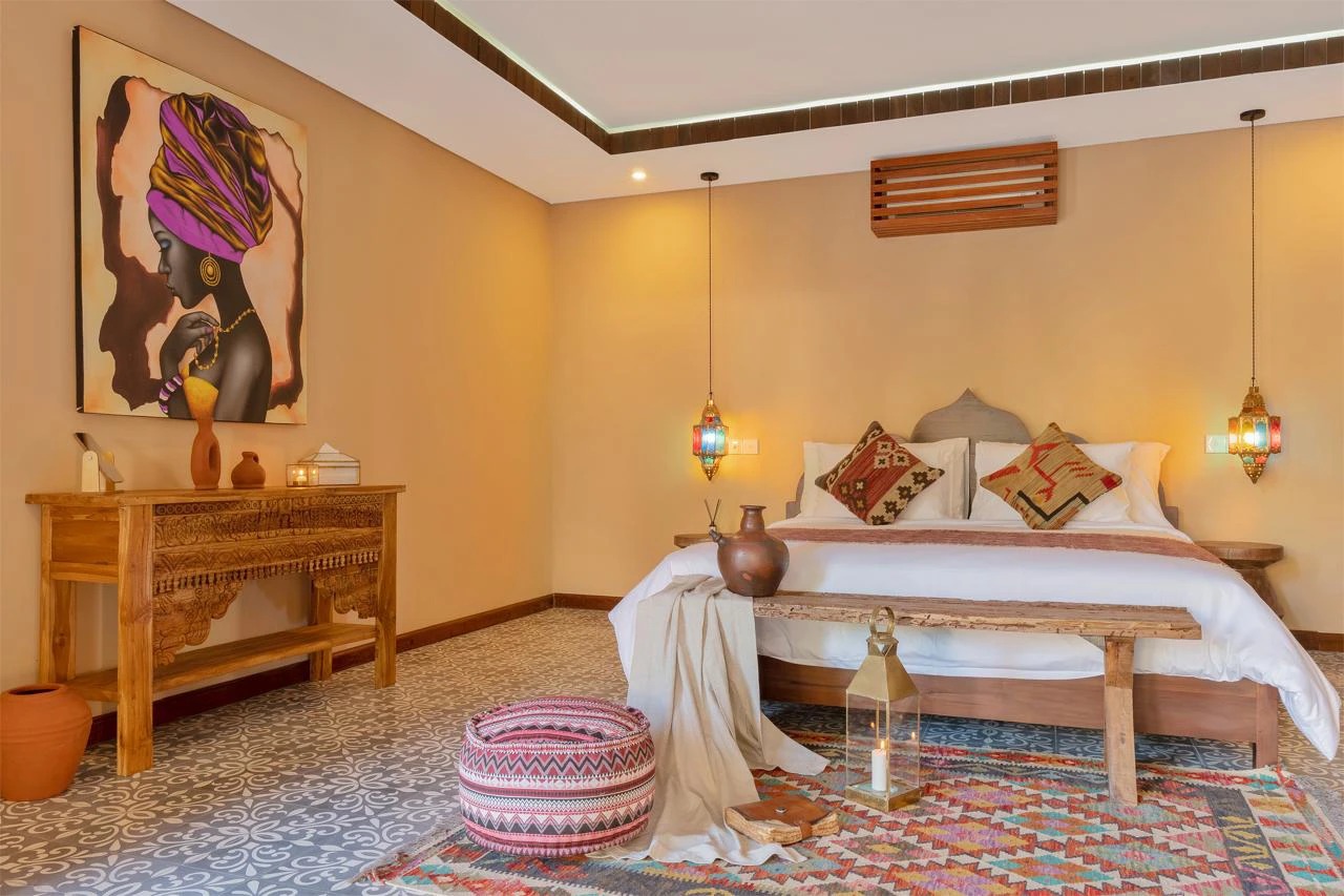 MOROCCAN-INFLUENCED 2 BEDROOM VILLA 