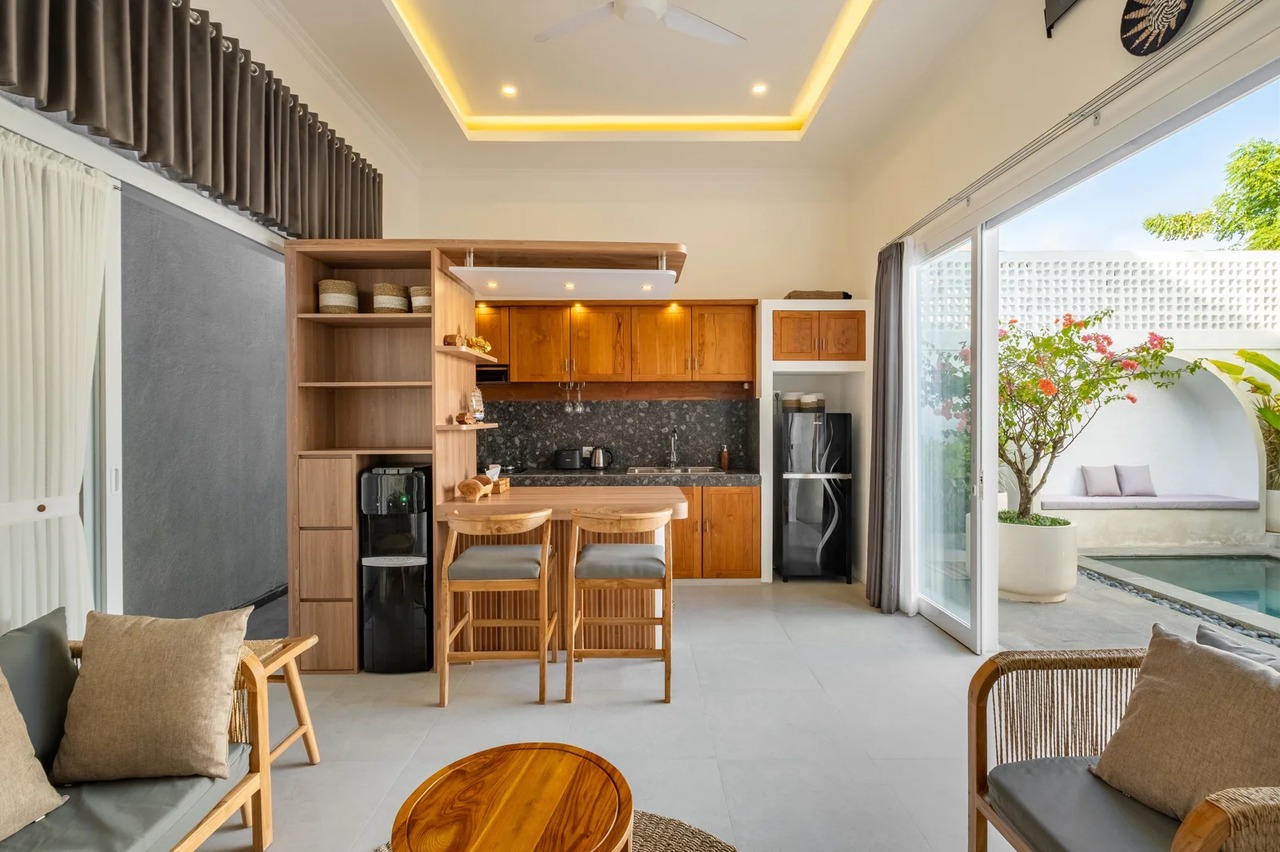 2 NEW BEDROOM VILLA TO BATU BOLONG BEACH