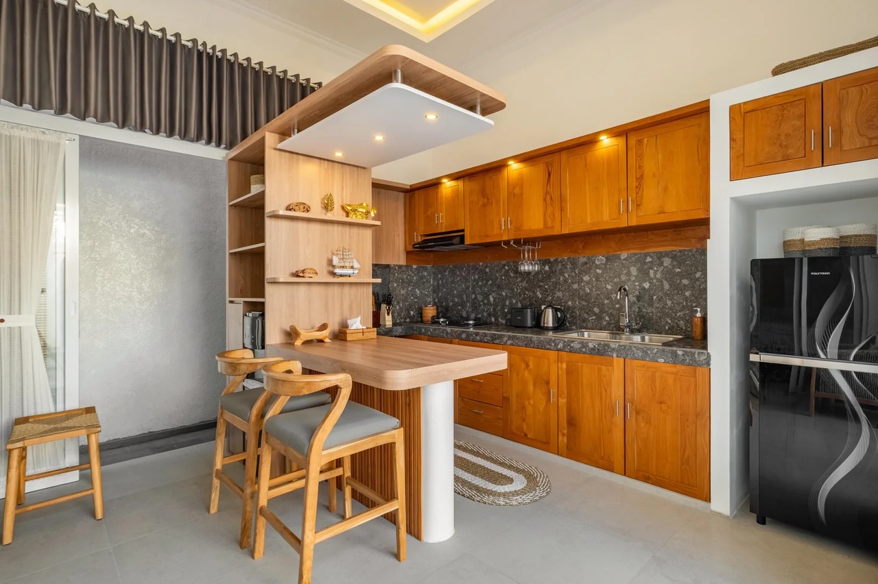 2 NEW BEDROOM VILLA TO BATU BOLONG BEACH
