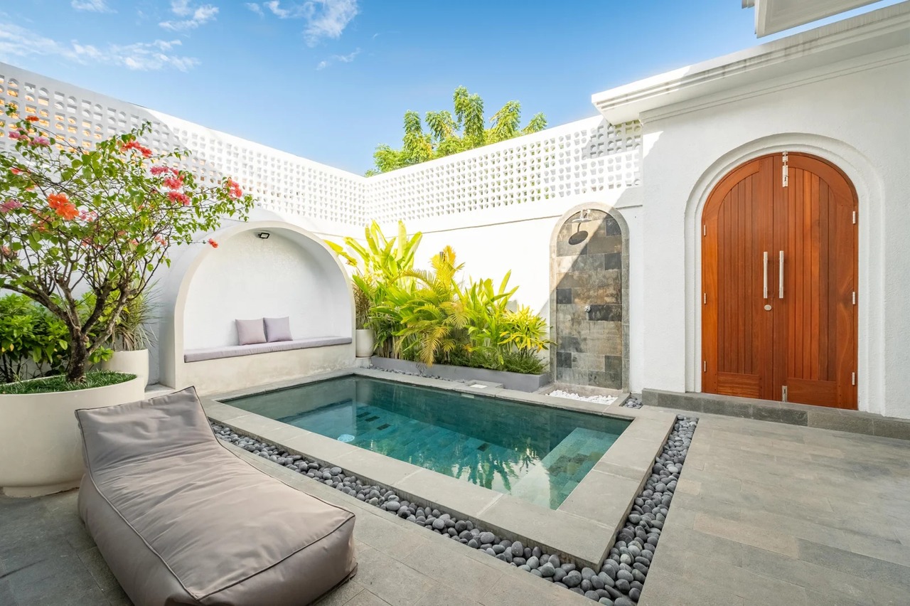 2 NEW BEDROOM VILLA TO BATU BOLONG BEACH