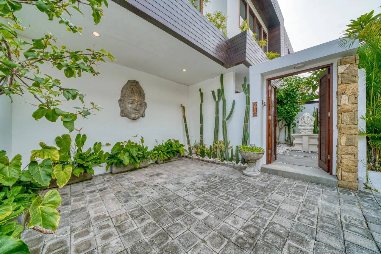 3 BD Ombak Luxury Villa ( Tennis & GYM)