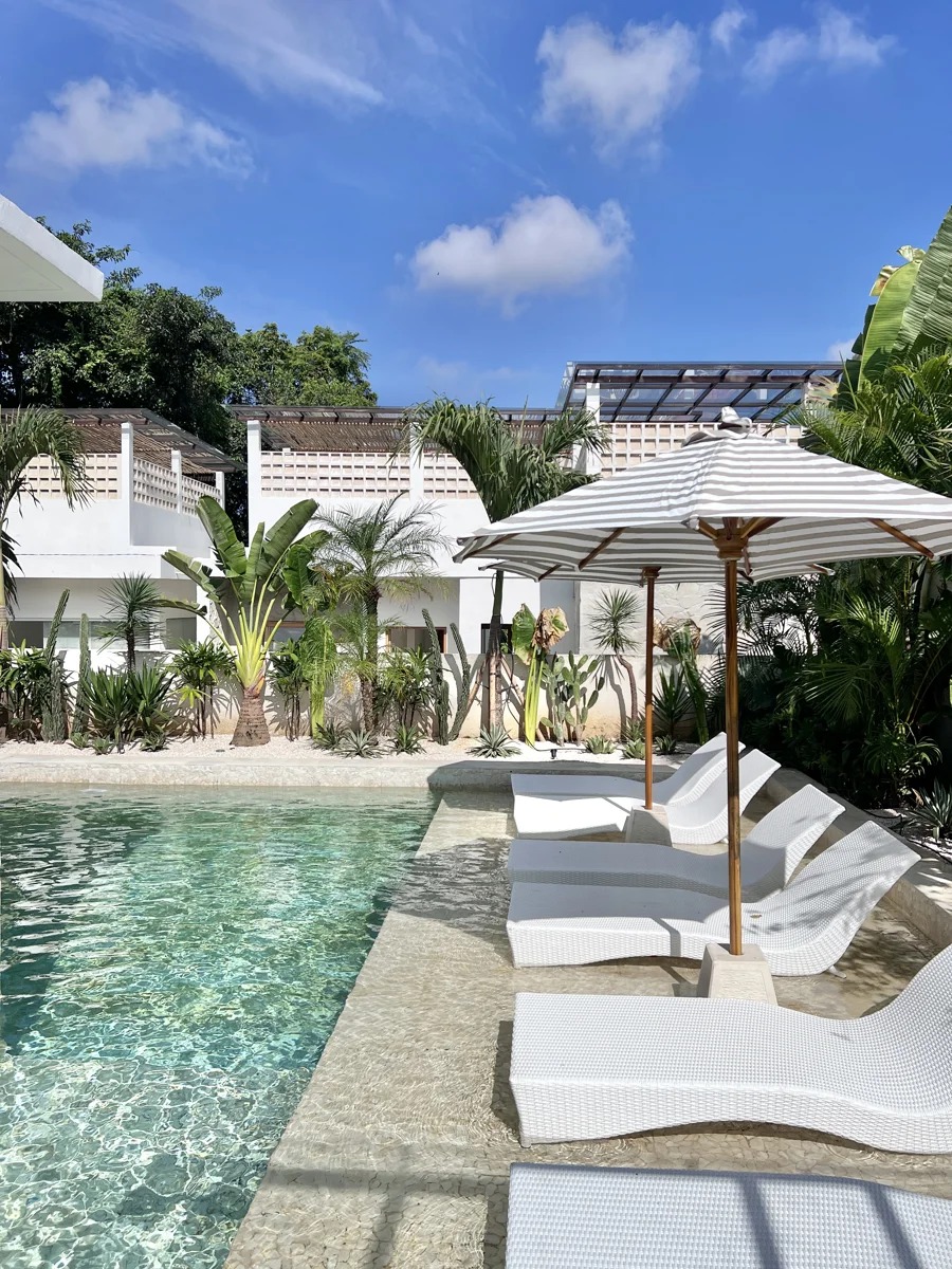 1BR POOL VILLA & ROOFTOP WITH FACILITIES