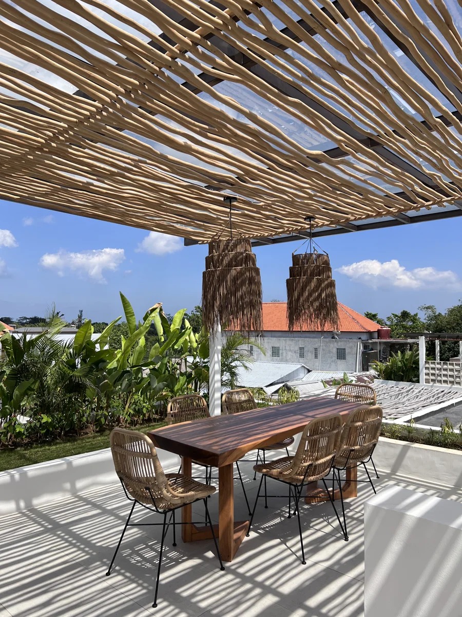 1BR POOL VILLA & ROOFTOP WITH FACILITIES