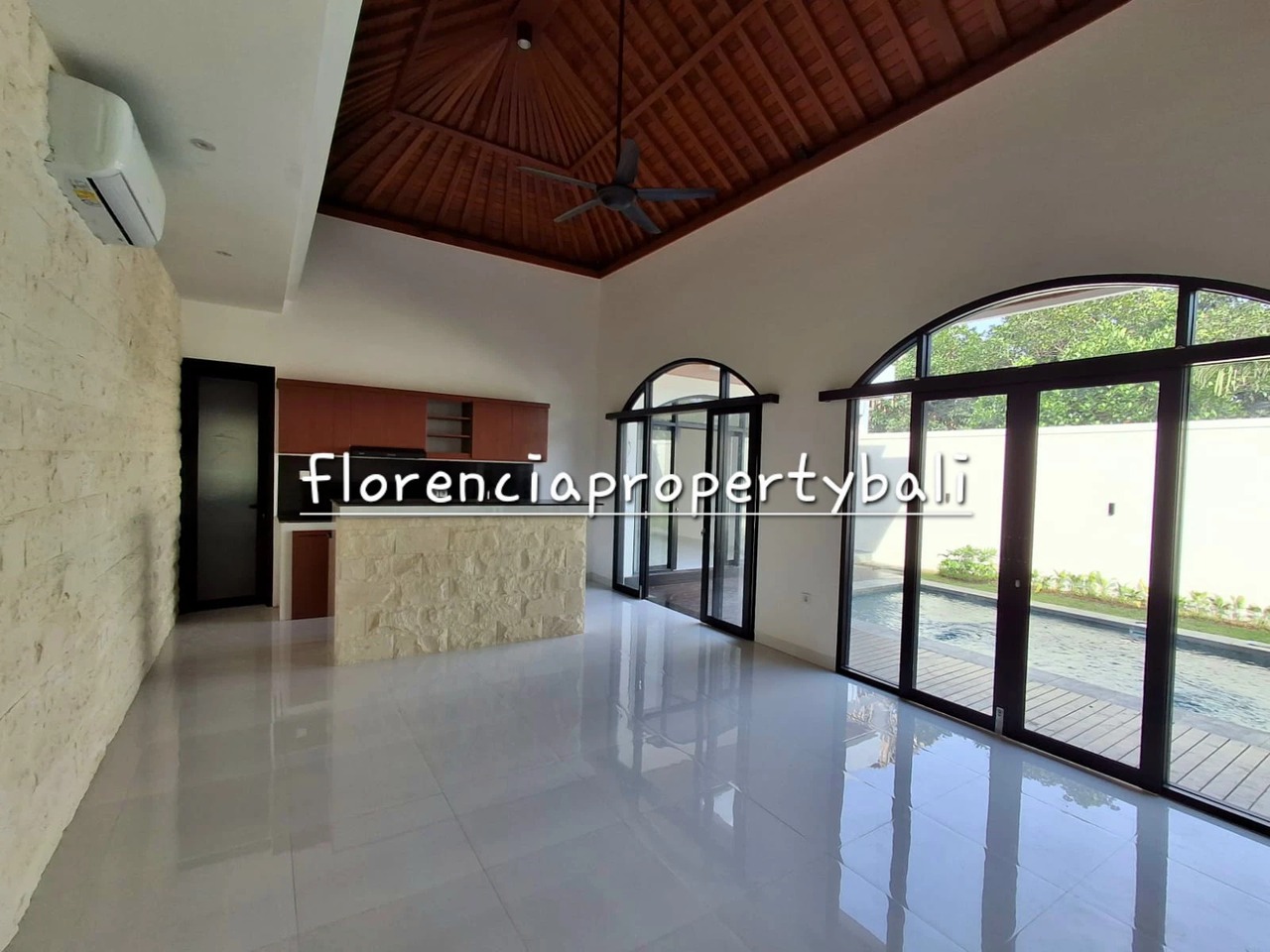 (FW007KE-Y) Your Lovely Tropical Home