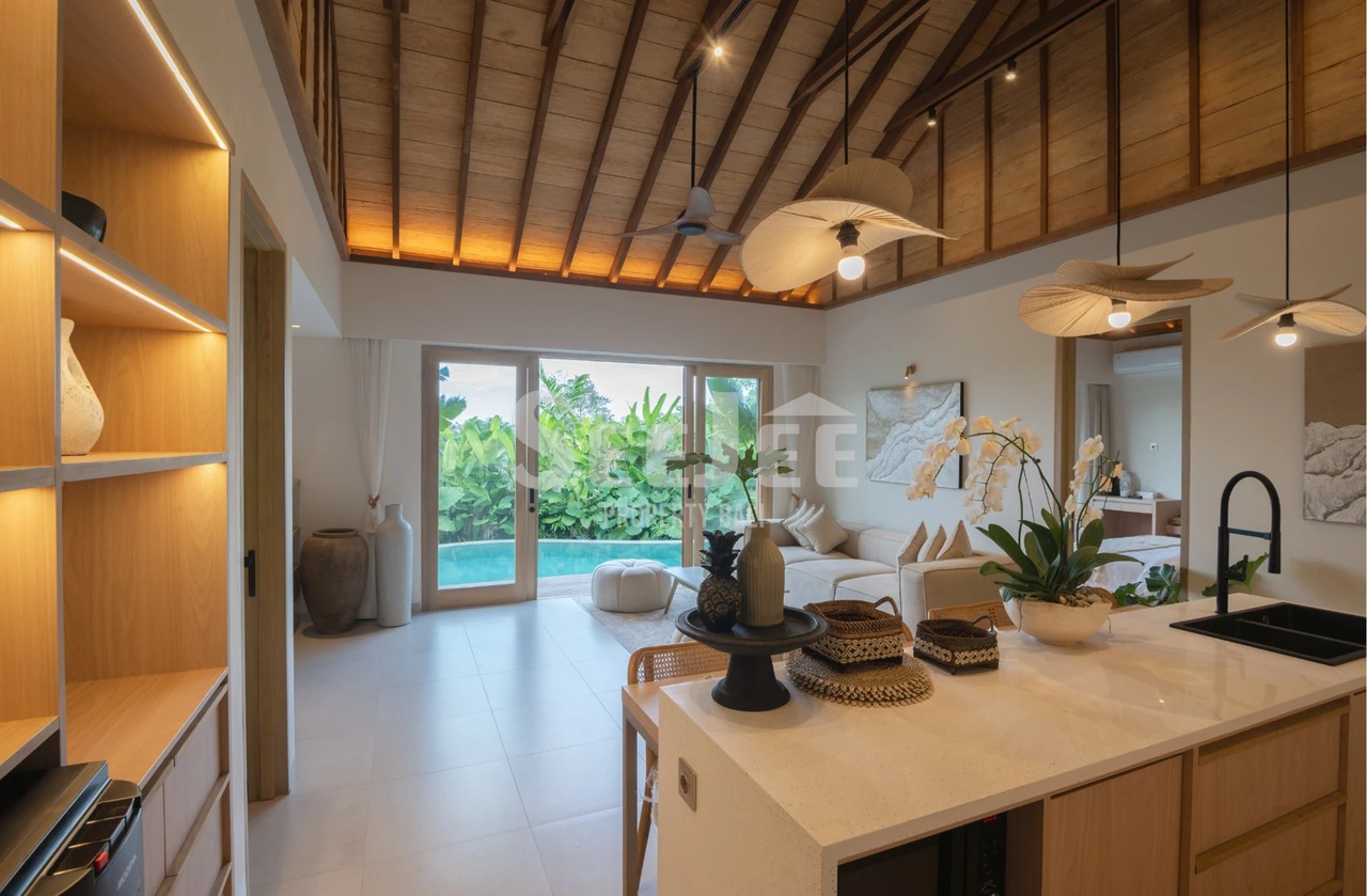 BRAND NEW STYLISH VILLA IN CANGGU