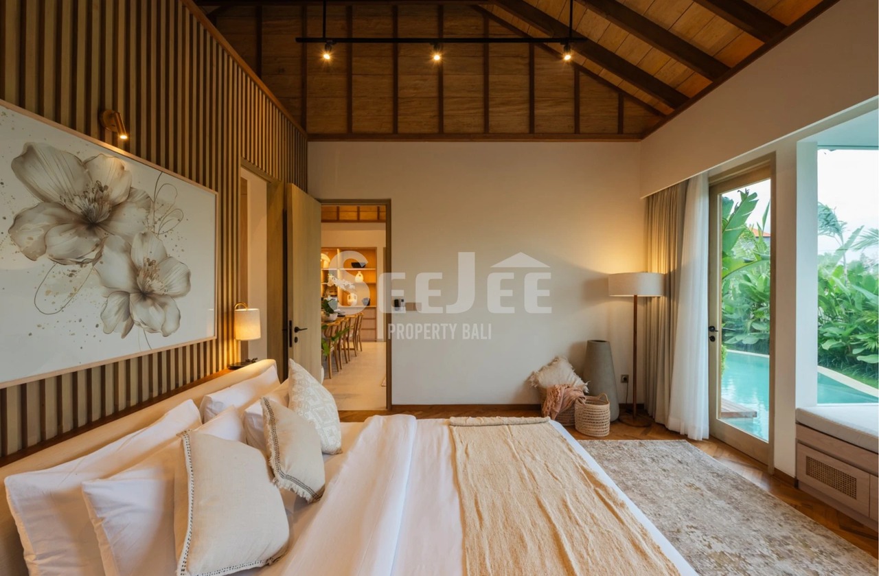 BRAND NEW STYLISH VILLA IN CANGGU