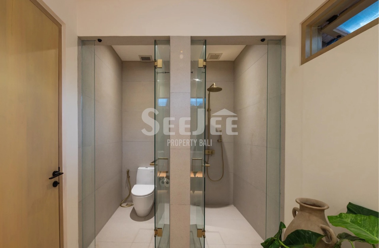 BRAND NEW STYLISH VILLA IN CANGGU